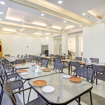 Townhouse Oak Hotel Rama Nashik Εξωτερικό φωτογραφία