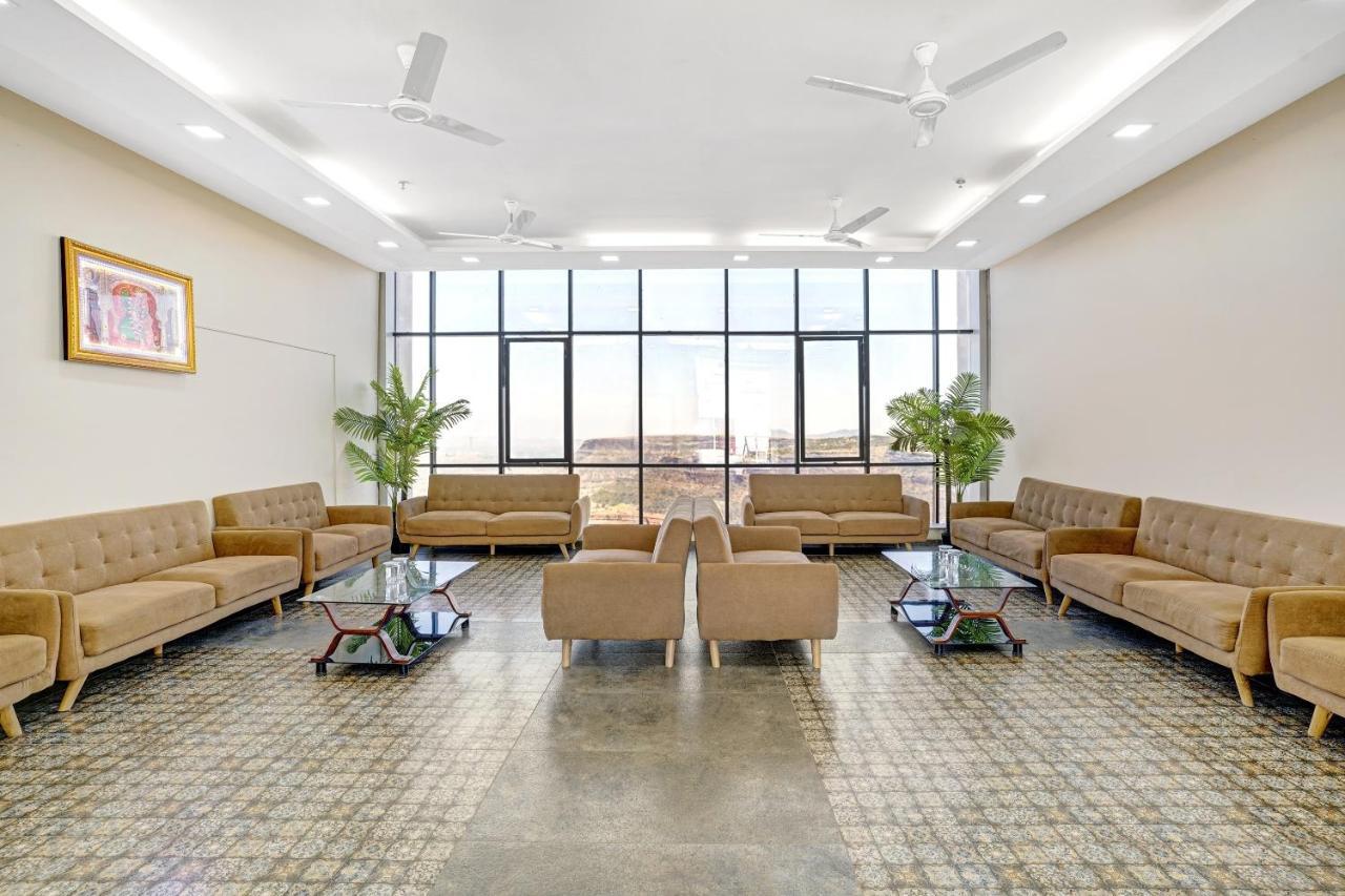 Townhouse Oak Hotel Rama Nashik Εξωτερικό φωτογραφία
